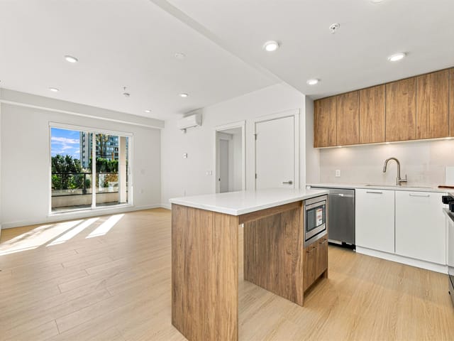 Apartment for sale in New Westminster, New Westminster, 127 82 First Street, 263198063 | Realtylink.org