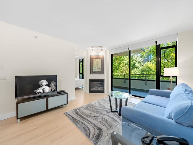 Apartment for sale in North Vancouver, North Vancouver, 305 175 W 1st Street, 263198163 | Realtylink.org