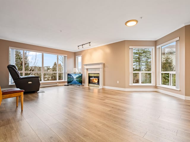 Apartment for sale in Abbotsford, Abbotsford, 206 32120 Mt Waddington Avenue, 263198283 | Realtylink.org