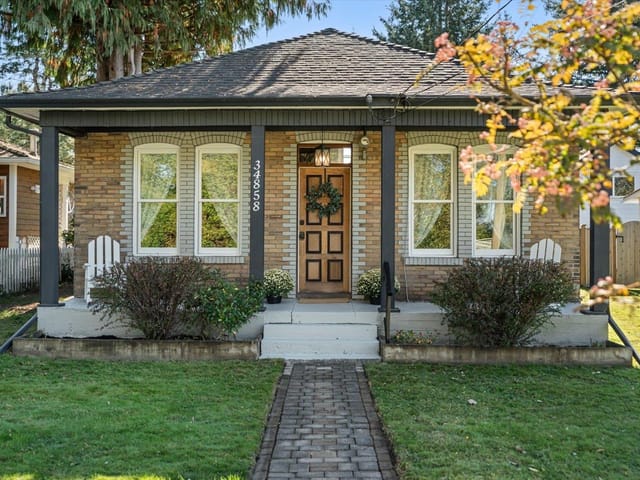House for sale in Abbotsford, Abbotsford, 34858 Clayburn Road, 263198331 | Realtylink.org