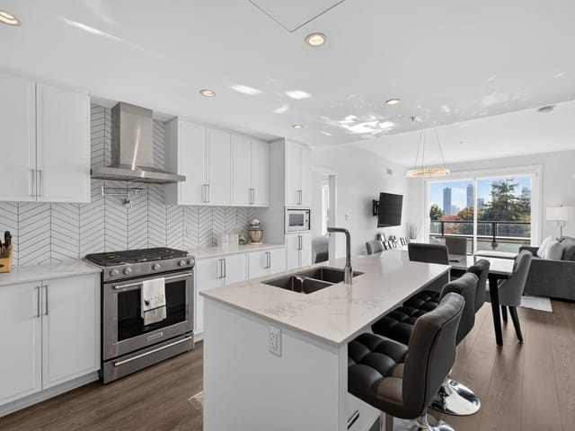 Apartment for sale in Burnaby, Burnaby North, 508 4477 Hastings Street, 263198450 | Realtylink.org