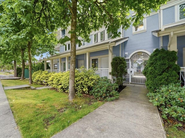 Townhouse for sale in Burnaby, Burnaby East, 1 7128 17th Avenue, 263198508 | Realtylink.org
