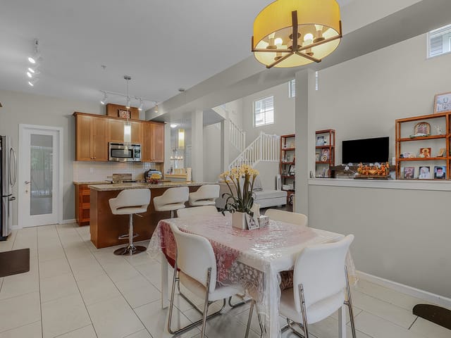 House for sale in Maple Ridge, Maple Ridge, 10122 241a Street, 263198603 | Realtylink.org