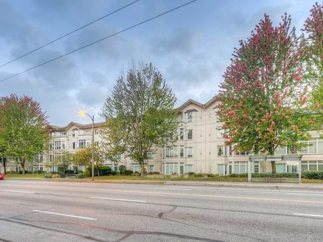 Apartment for sale in Vancouver, Vancouver East, 208 2677 E Broadway Street, 263198739 | Realtylink.org