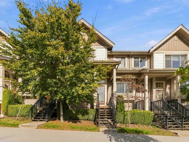 Townhouse for sale in Surrey, Cloverdale, 18 19097 64 Avenue, 263198811 | Realtylink.org