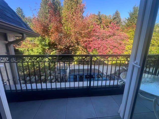 House for rent in West Vancouver, West Vancouver, Upstairs 1310 Tyrol Road, 263198859 | Realtylink.org