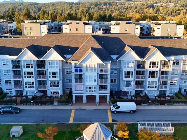 Apartment for sale in Port Moody, Port Moody, 213 3142 St Johns Street, 263198908 | Realtylink.org