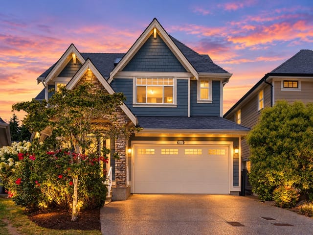 House for sale in Surrey, South Surrey White Rock, 337 171a Street, 263199053 | Realtylink.org