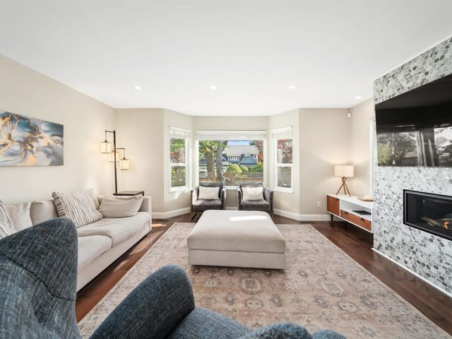 House for sale in Surrey, South Surrey White Rock, 1929 155 Street, 263199055 | Realtylink.org