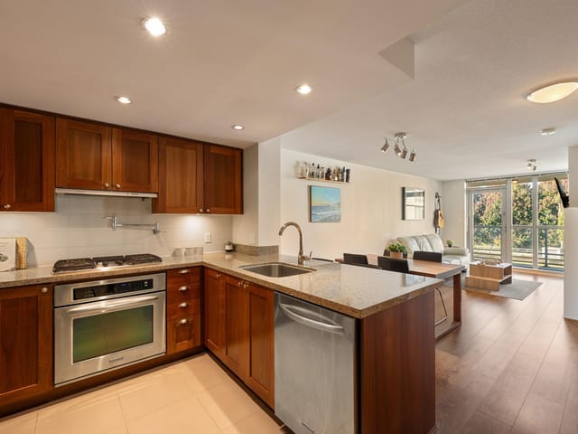 Apartment for sale in Richmond, Richmond, 317 9373 Hemlock Drive, 263199108 | Realtylink.org