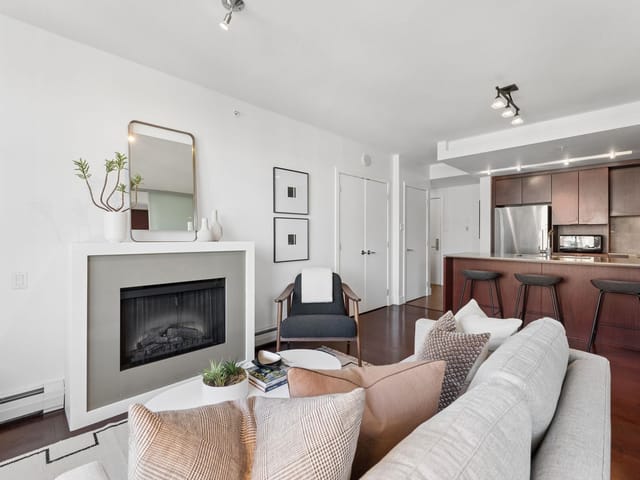 Apartment for sale in North Vancouver, North Vancouver, 1101 158 W 13th Street, 263199276 | Realtylink.org