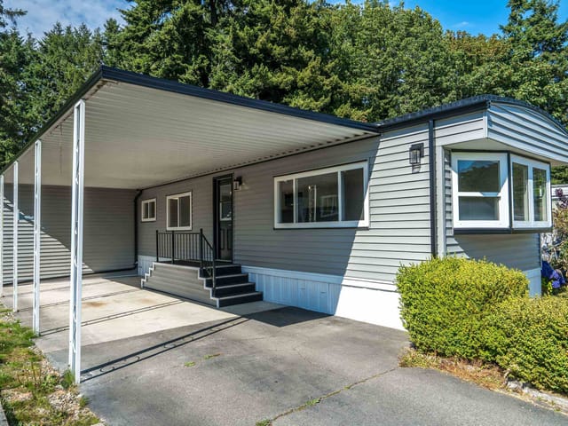Manufactured Home for sale in Surrey, South Surrey White Rock, 222 1840 160 Street, 263199305 | Realtylink.org