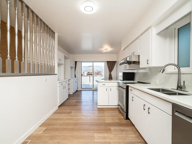 House for rent in Burnaby, Burnaby North, 4xxx Eton Street, 263199349 | Realtylink.org