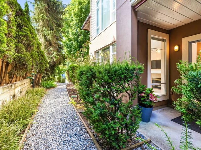 Apartment for sale in North Vancouver, North Vancouver, 206 678 W Queens Road, 263199375 | Realtylink.org