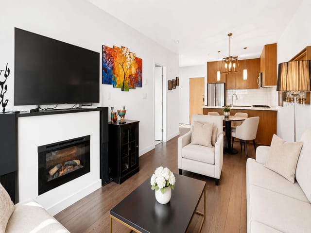 Apartment for sale in North Vancouver, North Vancouver, 201 1330 Marine Drive, 263199402 | Realtylink.org