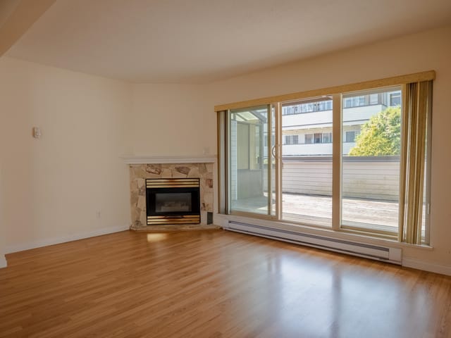 Townhouse for sale in White Rock, South Surrey White Rock, 1469 Merklin Street, 263199448 | Realtylink.org
