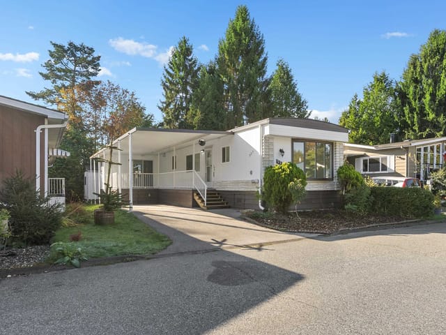 Manufactured Home for sale in Surrey, South Surrey White Rock, 337 1840 160 Street, 263199652 | Realtylink.org