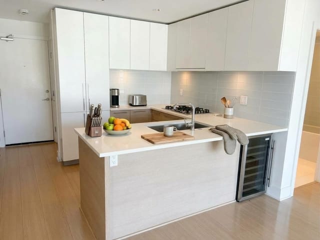 Apartment for sale in Coquitlam, Coquitlam, 3505 1188 Pinetree Way, 263199729 | Realtylink.org