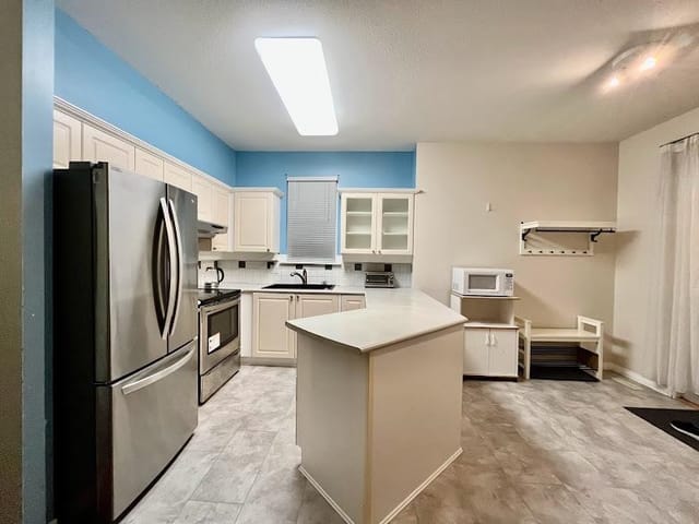 House for rent in Surrey, Surrey, 14852 57b Avenue, 263199870 | Realtylink.org