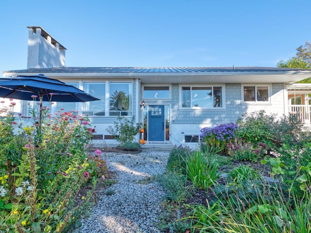 House for sale in Sechelt, Sunshine Coast, 4770 Laurel Avenue, 263199905 | Realtylink.org