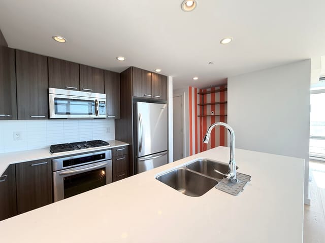 Apartment for rent in Coquitlam, Coquitlam, 4006 2955 Atlantic Avenue, 263199937 | Realtylink.org