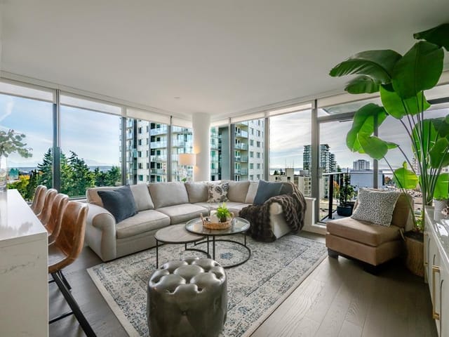 Apartment for sale in White Rock, South Surrey White Rock, 707 1588 Johnston Road, 263200007 | Realtylink.org