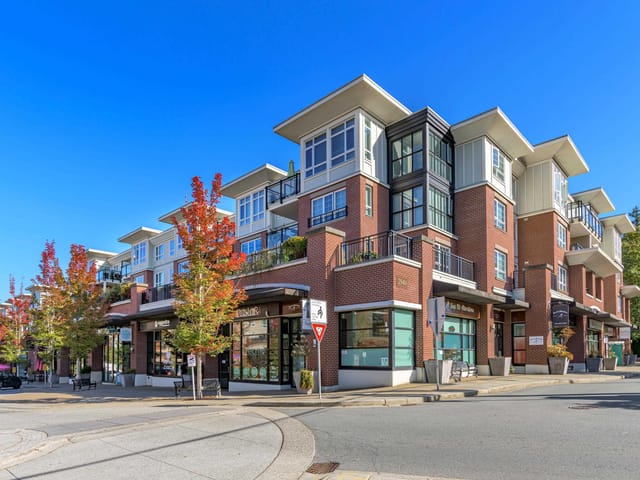 Apartment for sale in Surrey, South Surrey White Rock, 207 2940 King George Boulevard, 263200090 | Realtylink.org