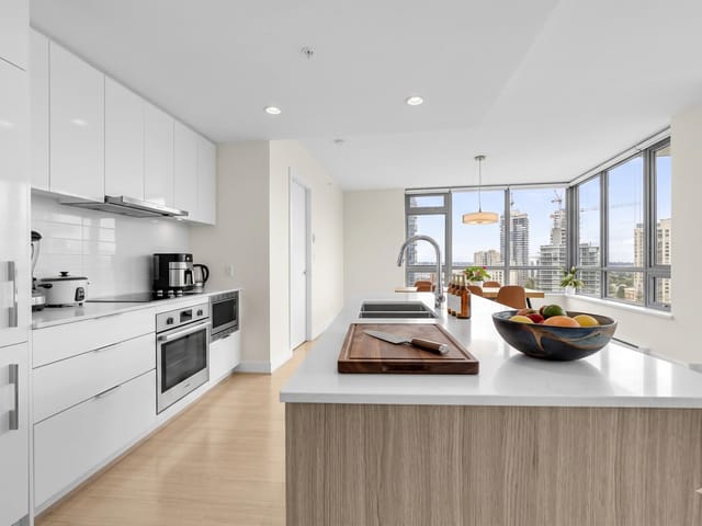 Apartment for sale in Vancouver, Vancouver West, 1601 1308 Hornby Street, 263200145 | Realtylink.org