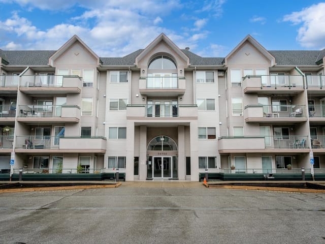 Apartment for sale in Abbotsford, Abbotsford, 312 33738 King Road, 263200155 | Realtylink.org