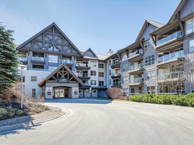 Apartment for sale in Whistler, Whistler, 212 4800 Spearhead Drive, 263200204 | Realtylink.org
