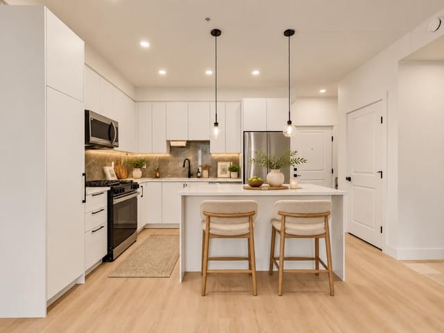 Apartment for sale in Surrey, South Surrey White Rock, 501 3438 146a Street, 263200206 | Realtylink.org