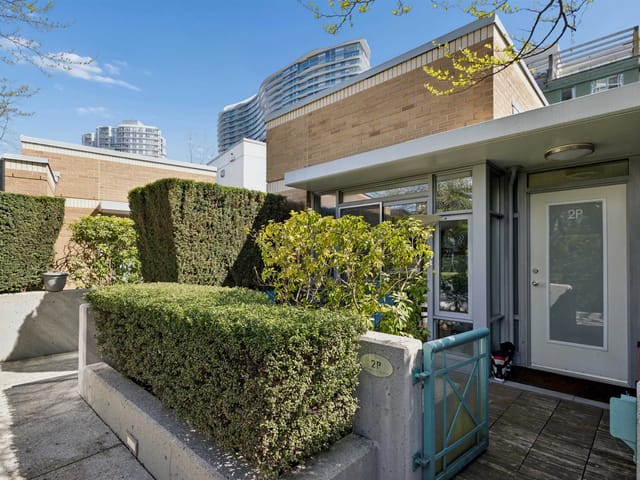 Townhouse for sale in Vancouver, Vancouver West, 2P 1033 Marinaside Crescent, 263200208 | Realtylink.org