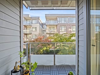 Apartment for sale in Burnaby, Burnaby South, 205 5388 Grimmer Street, 263200241 | Realtylink.org