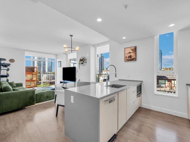Apartment for sale in Burnaby, Burnaby North, 707 4465 Juneau Street, 263200271 | Realtylink.org