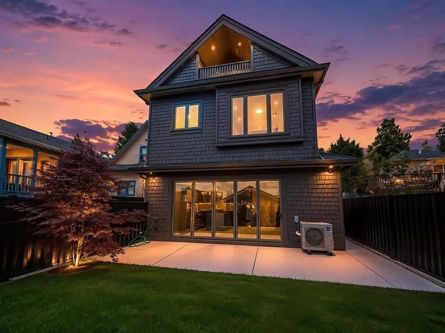 1/2 Duplex for sale in Vancouver, Vancouver East, 2 847 E 10th Avenue, 263200287 | Realtylink.org