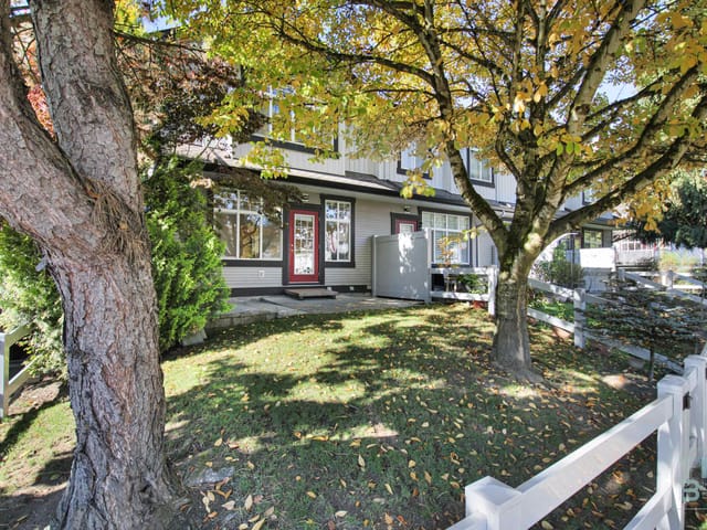 Townhouse for sale in Surrey, Cloverdale, 29 18839 69 Avenue, 263200387 | Realtylink.org