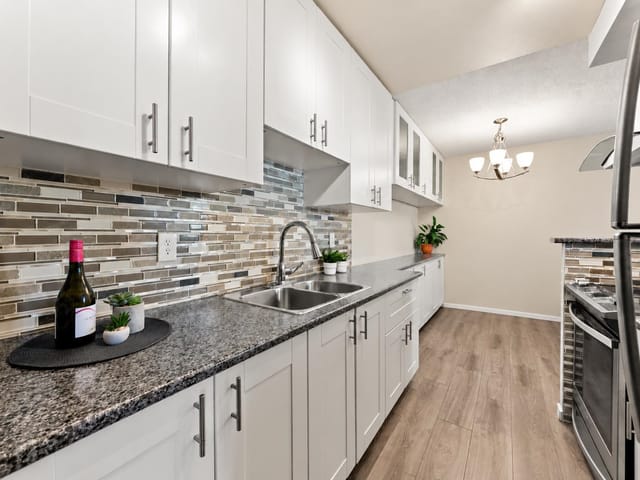 Apartment for sale in Burnaby, Burnaby South, 1202 6759 Willingdon Avenue, 263200413 | Realtylink.org