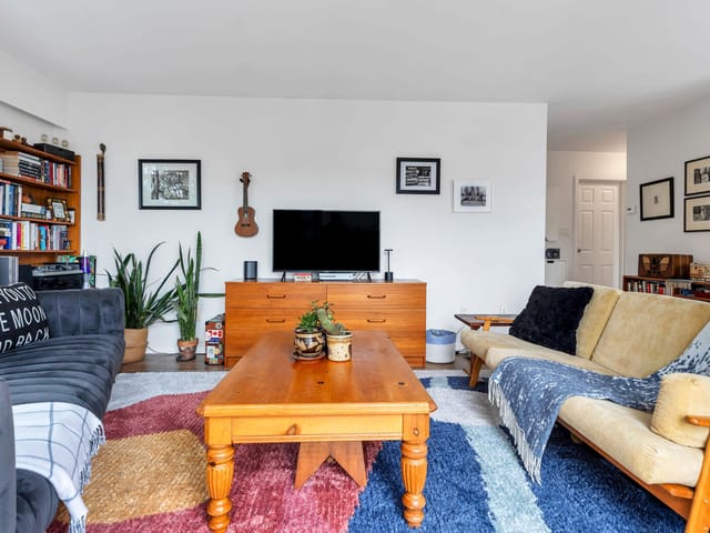 Apartment for sale in Vancouver, Vancouver West, 207 2080 Maple Street, 263200564 | Realtylink.org