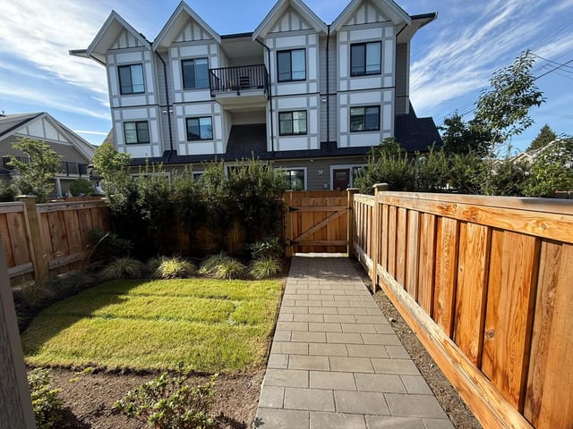 Townhouse for rent in Richmond, Richmond, 2 9800 Williams Road, 263200677 | Realtylink.org