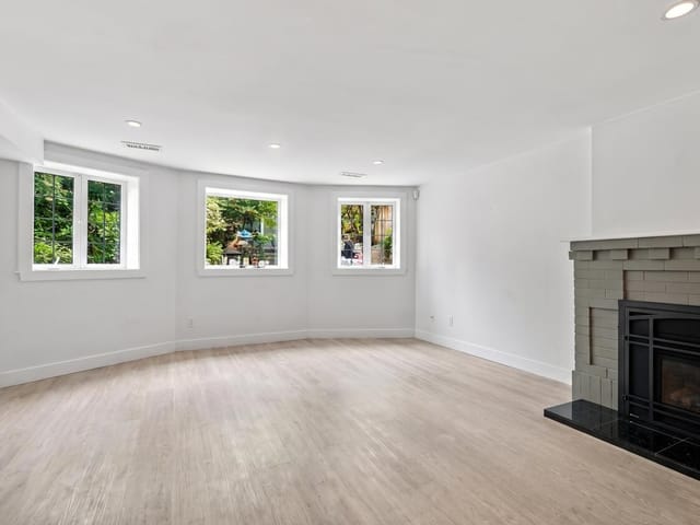 House for rent in Vancouver, Vancouver West, 2843 W 49th Ave, 263200728 | Realtylink.org