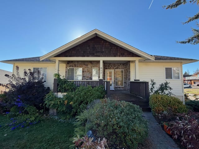 House for sale in Gibsons, Sunshine Coast, 817 Aurora Way, 263200767 | Realtylink.org