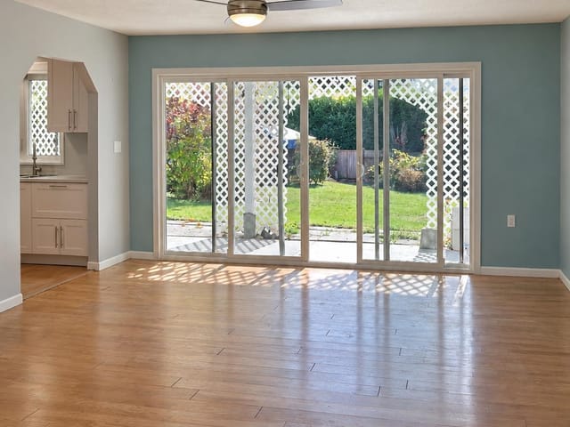 House for rent in Burnaby, Burnaby North, 9890 Lyndhurst Street, 263200889 | Realtylink.org
