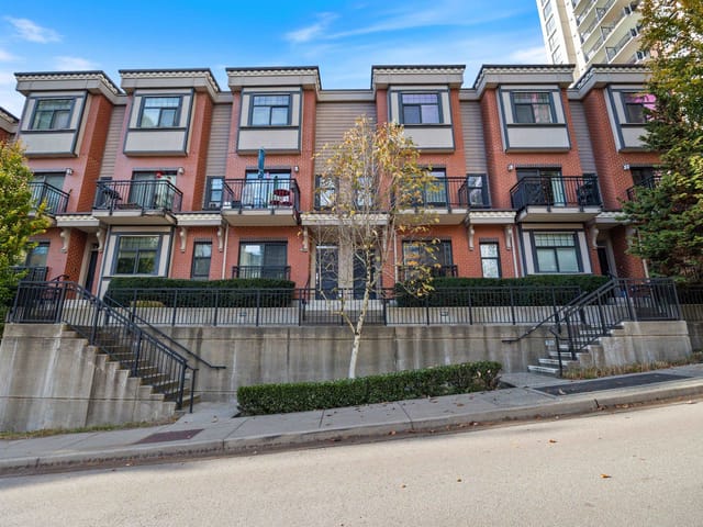 Townhouse for sale in New Westminster, New Westminster, 204 828 Royal Avenue, 263200933 | Realtylink.org