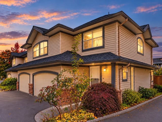 Townhouse for sale in Surrey, Surrey, 18 8257 121a Street, 263200961 | Realtylink.org