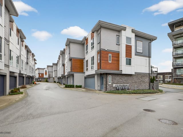 Townhouse for sale in Langley, Langley, 103 7947 209 Street, 263200982 | Realtylink.org