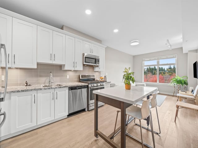Apartment for sale in Delta, Tsawwassen, 302 5011 Springs Boulevard, 263201019 | Realtylink.org