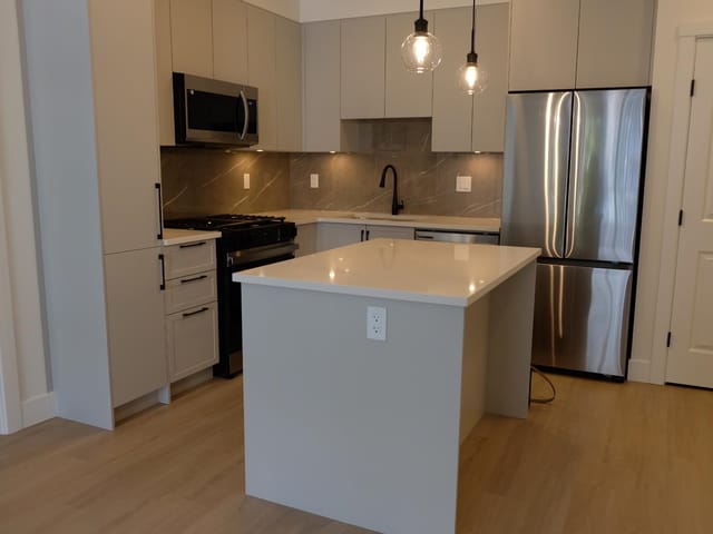 Apartment for rent in Surrey, South Surrey White Rock, 3528 146a Street, 263201055 | Realtylink.org
