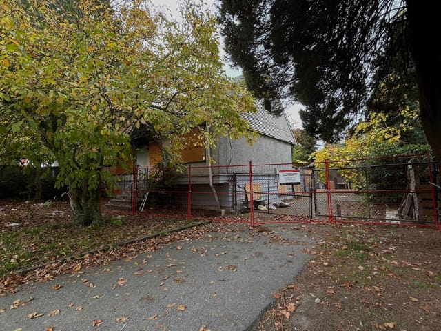 House for sale in Surrey, North Surrey, 12917 104 Avenue, 263201057 | Realtylink.org