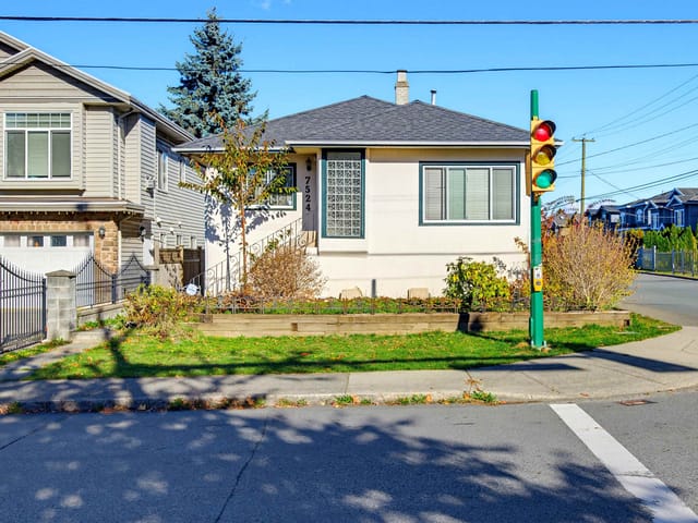 House for sale in Burnaby, Burnaby East, 7524 4th Street, 263201136 | Realtylink.org