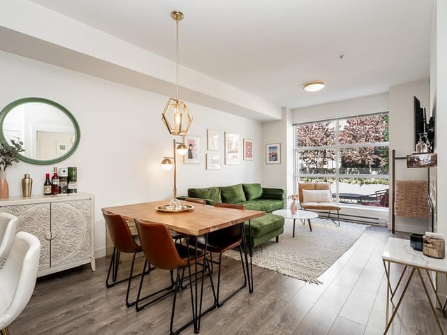 Apartment for sale in Coquitlam, Coquitlam, 210 827 Roderick Avenue, 263201192 | Realtylink.org